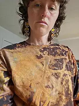 mossy_kiss from StripChat