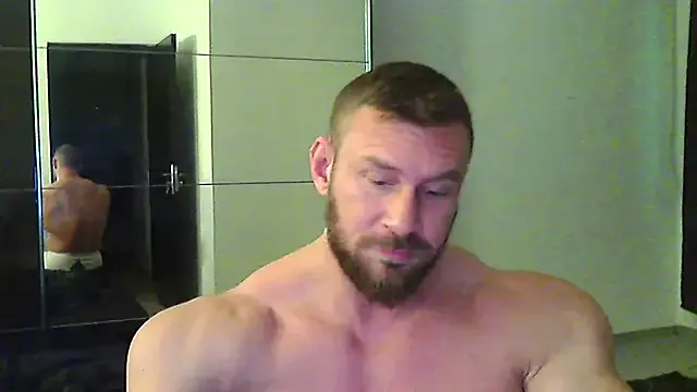 muscularkevin from StripChat