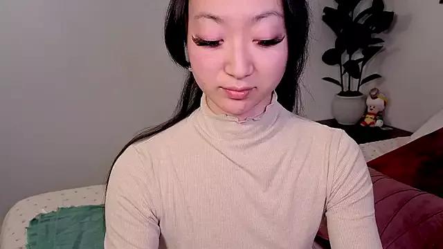 Try slutty camwhore MySweetSofie MySweetSofie from StripChat