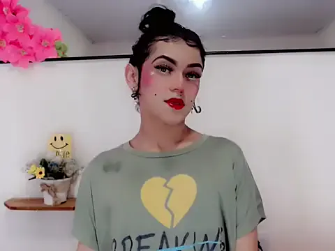 NathalialLooes from StripChat