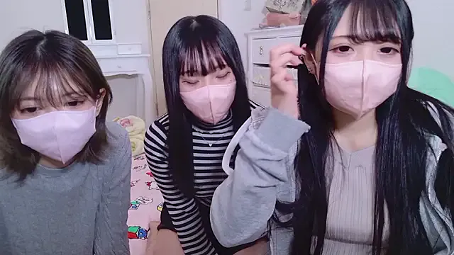 nathi_poyo from StripChat