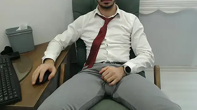 Naughtb0y from StripChat