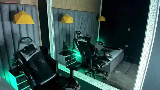 NicolaiKarav from StripChat