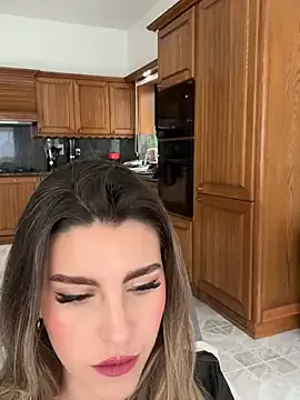 nicole_98 from StripChat