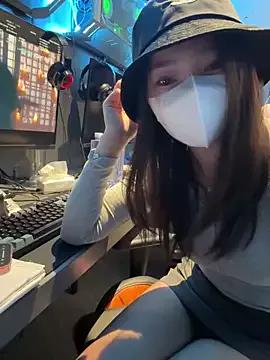 Admire slutty model Nideanbaby nideanbaby from StripChat