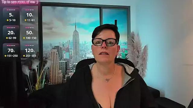 Join 23 years old ninarandmann from StripChat ninarandmann from StripChat