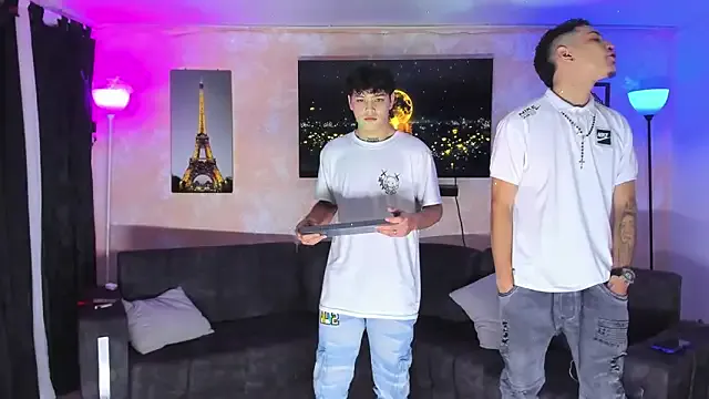 Oficial_KingOfHeavens from StripChat