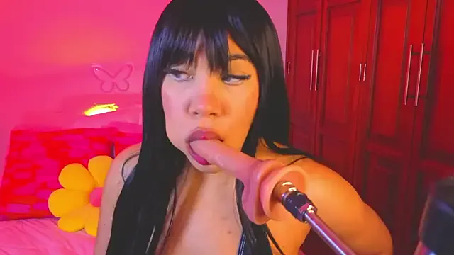 Olivia_ds from StripChat