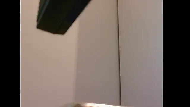 Ozge-SluttyScream69 from StripChat