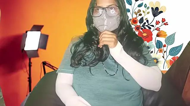 PaoliDam from StripChat