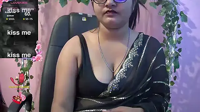 Pari-new from StripChat