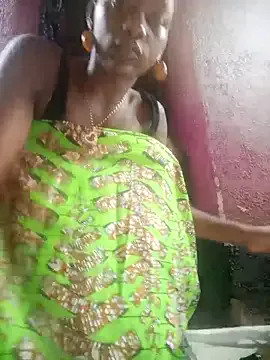 Petite_li from StripChat