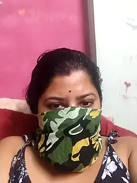 pinkisaha75 from StripChat