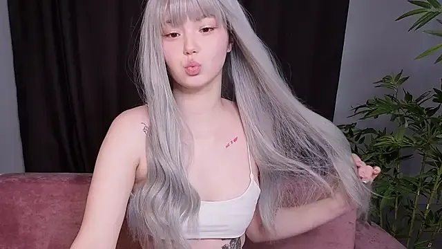 Attractive PONKY_PINKY gets au naturel and climax while being followed PONKY_PINKY from StripChat