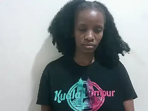 prettybeee from StripChat