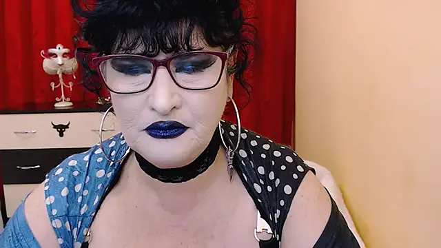 Try sexy slut QuuenOfSin QuuenOfSin from StripChat