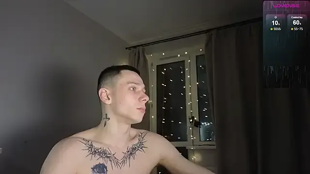 R1mmo__ from StripChat