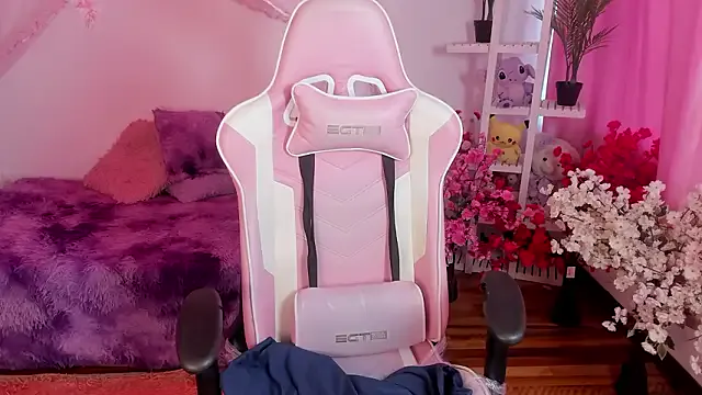 Rachel_sterling from StripChat