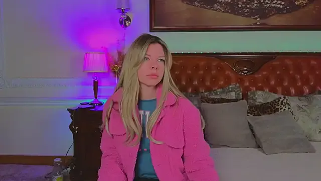 Real_Tini from StripChat