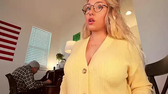 Discover StripChat's Realtoxxxxmaria realtoxxxxmaria from StripChat