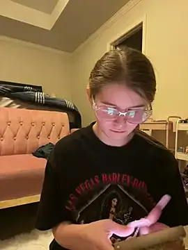 Riley_ray69 from StripChat