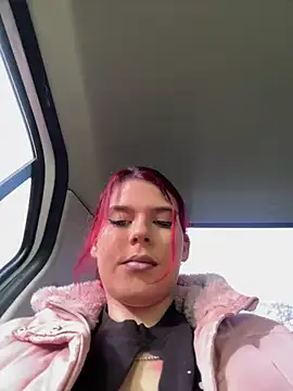 RiriRoseey from StripChat