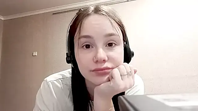 RomanceEncore from StripChat