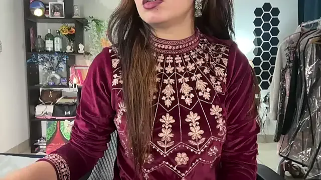 roseofvenom from StripChat