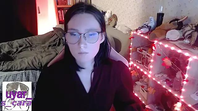 Checkout sexy camwhore S_cara s_cara from StripChat