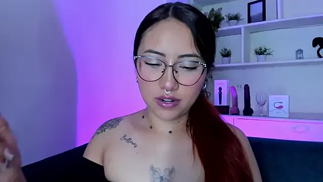 Saelivrae from StripChat