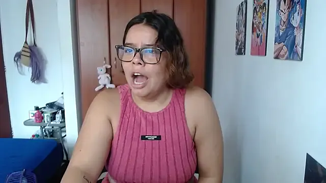 saenz_eymi from StripChat