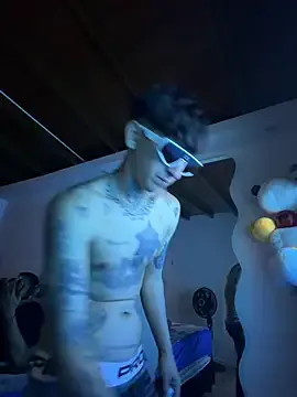 Sam_33_sexy_27 from StripChat