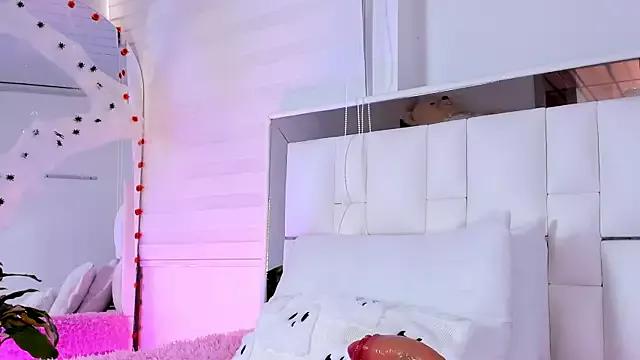 Hot Sara_goddess01 wants you to fuck her body now sara_goddess01 from StripChat