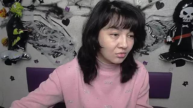 SelenaFly from StripChat