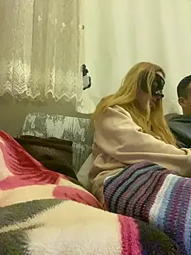 Fascinating Seluna_baby gets bare naked and masturbate while being viewed seluna_baby from StripChat