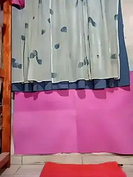 Slutty Sexyhanna14 wants you to fuck her body now Sexyhanna14 from StripChat