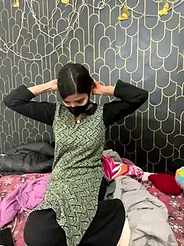 Sexykhushi041 from StripChat