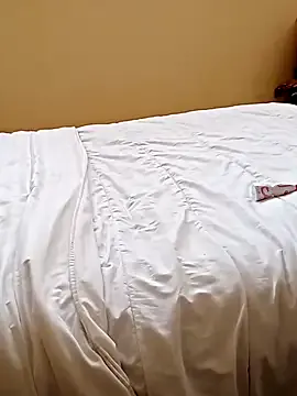 Freaky indulgence with the curvaceous ShadiaStar from StripChat getting naked on video ShadiaStar from StripChat