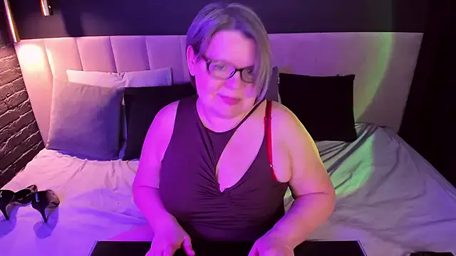 Shannonshine from StripChat