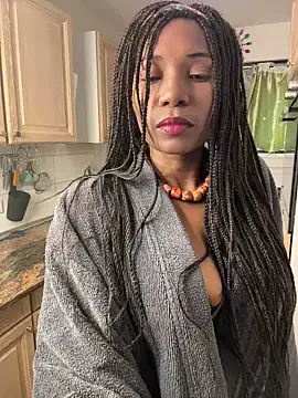 ShantelSexyYoungMilfie from StripChat
