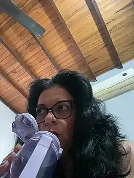 Sharongirl07 from StripChat