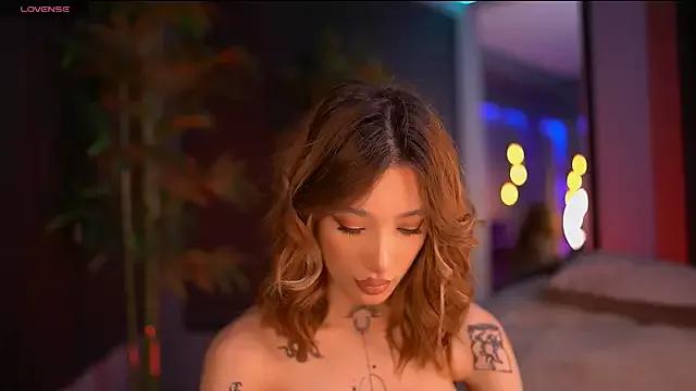 Checkout dirty model SiennaJayden SiennaJayden from StripChat