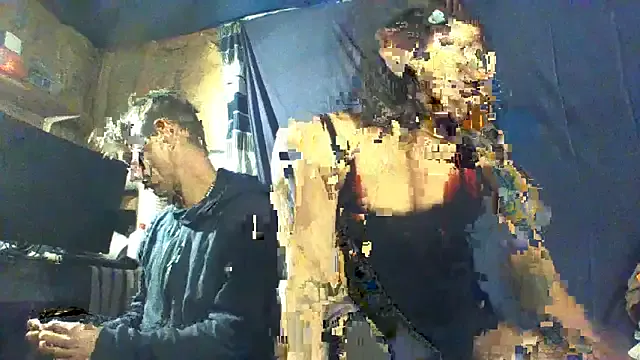 SillyRabbitz from StripChat