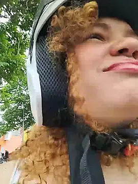 SirenRouge_69 from StripChat