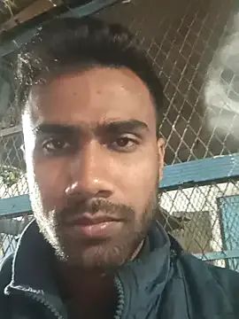 Skinny_Bigass_23 from StripChat