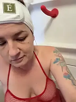 small_town_slut from StripChat