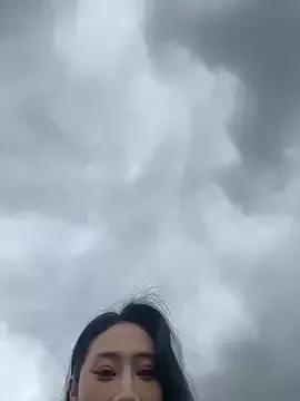 so-linger from StripChat