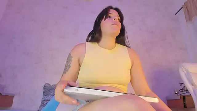 sofia_mill_ from StripChat