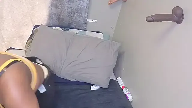 spicybootie from StripChat