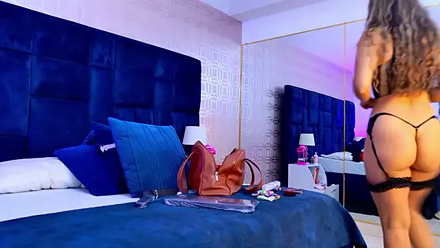 Stacy_London from StripChat